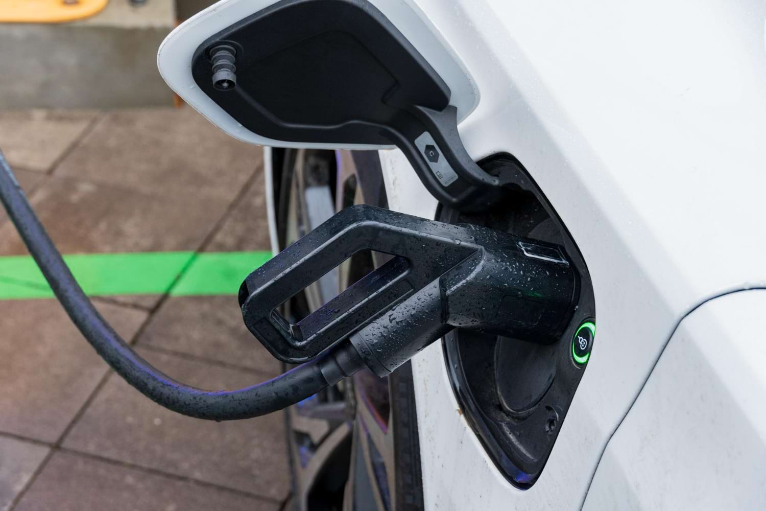koszt ładowania samochodu elektrycznego