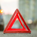 obowiązkowe wyposażenie samochodu w krajach ue